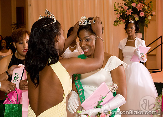 Crowning of Miss Tea Rose 2009
