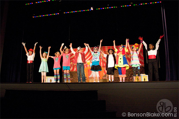 Upper Primary performing 'Big Mystery at the Big Top'