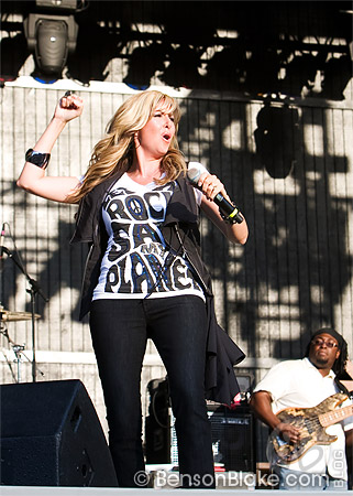 Martha Munizzi at King's Dominion - Joyfest 2009 Martha Munizzi at King's Dominion - Joyfest 2009